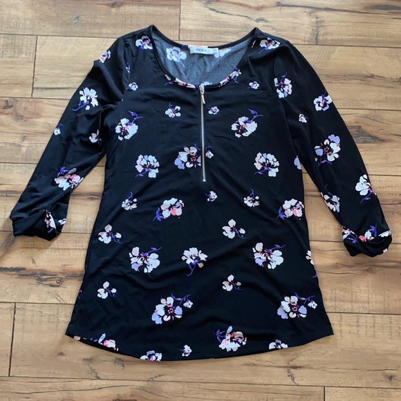 Women’s Blouse - Picture 1 of 4